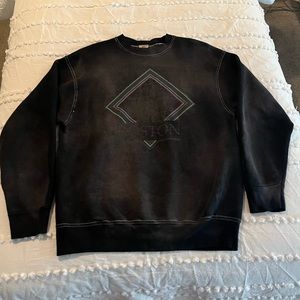 UO Renewal Remade Sun Faded Graphic Vintage Boston Sweatshirt